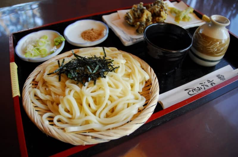 水沢うどん街で昼食